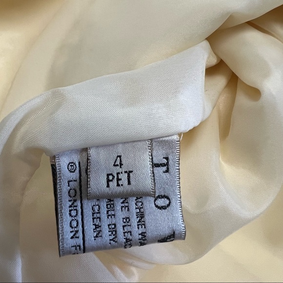 London Fog cream trench coat - Picture 13 of 13